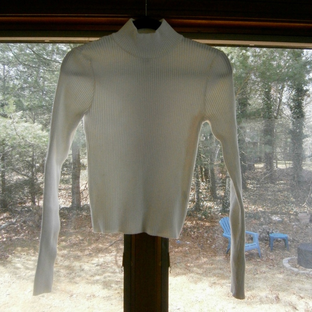 Forever 21 White Ribbed Sweater